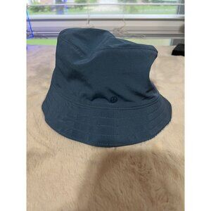 Lululemon Reversible Bucket Hat Blue & Patterned Design Lightweight Breathable